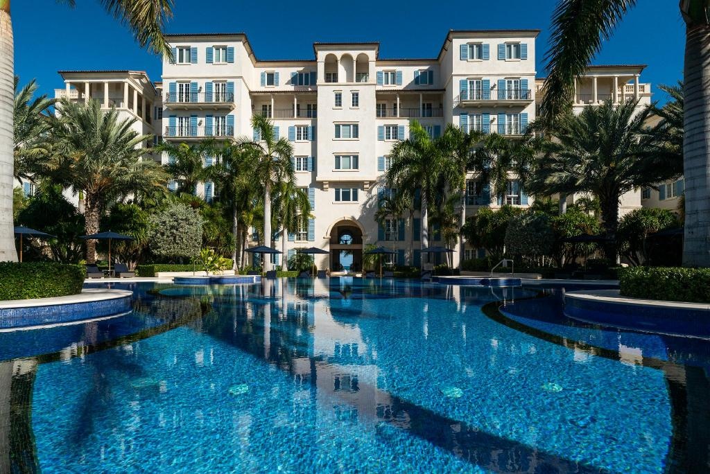 The Regent Grand  Facilities  Swimming Pool 10