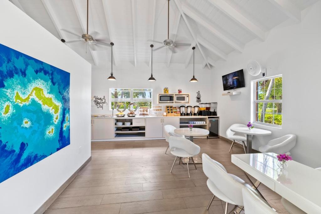 Ports Of Call Resort  Dining  Food And Beverages 2