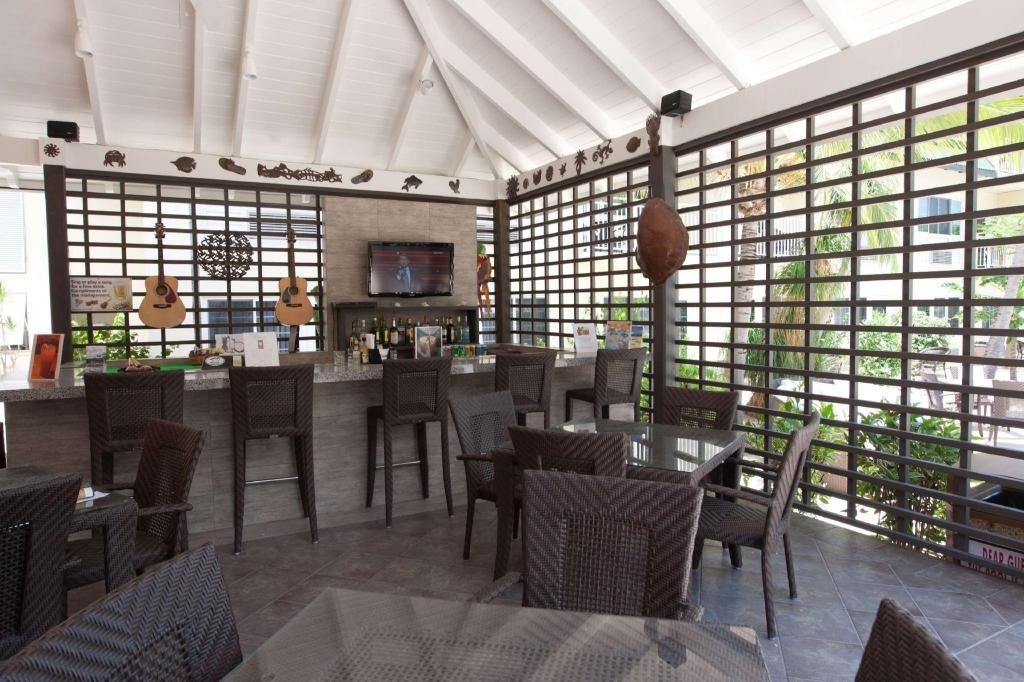 Ports Of Call Resort  Facilities  Bar 5