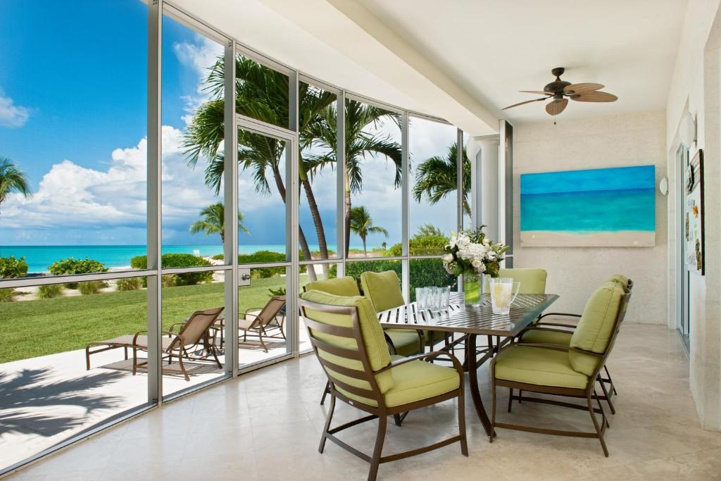 The Venetian On Grace Bay  Facilities  Balconyterrace 1