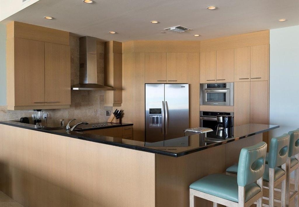 The Venetian On Grace Bay  Facilities  Kitchen 3