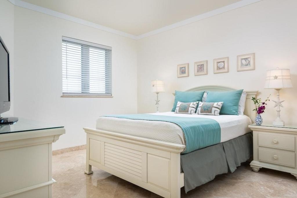The Venetian On Grace Bay  Rooms  Rooms Image 9 9