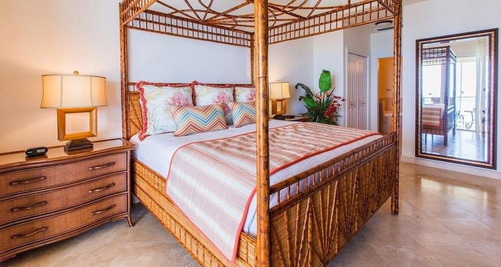 The Tuscany On Grace Bay  Rooms  Rooms Image 13 13