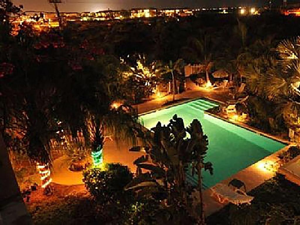 The Inn At Grace Bay  Facilities  Swimming Pool 11