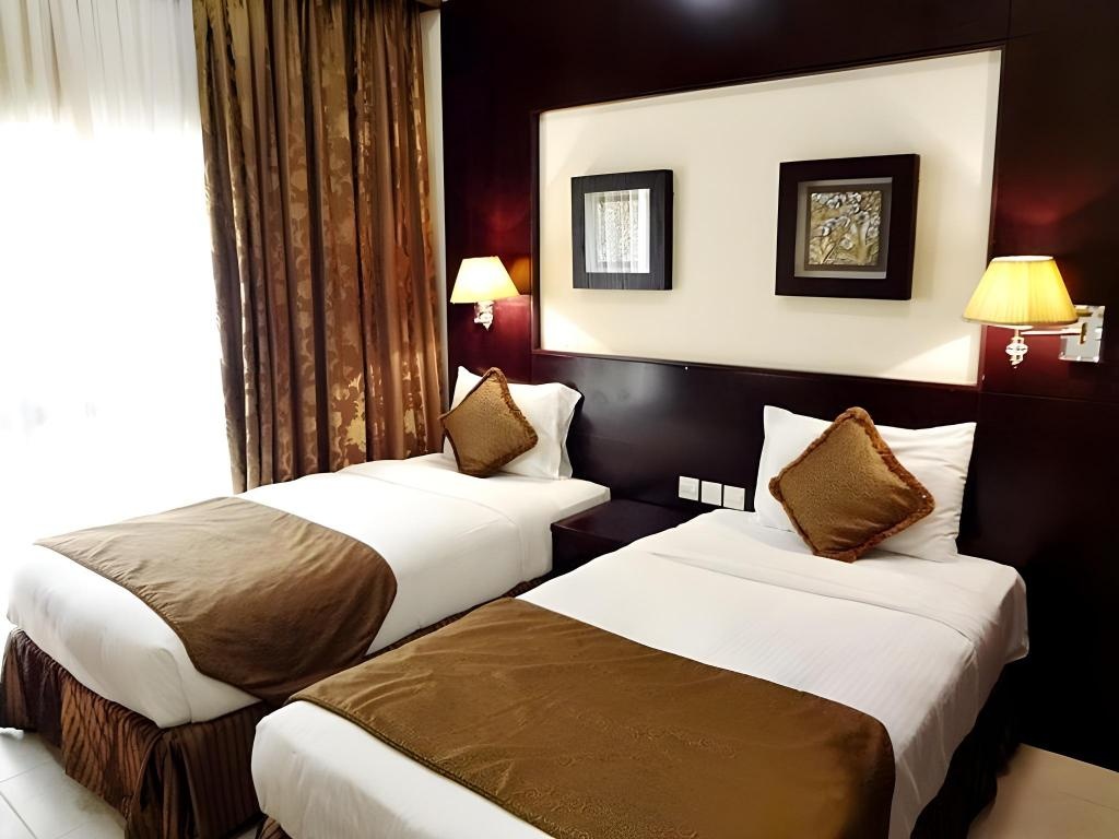 Arabian Dreams Hotel Apartments  Rooms  2 Bedroom Apartment 7