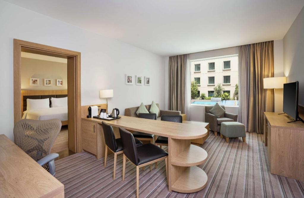 Hilton Garden Inn Dubai Mall Avenue  Rooms  KING ONE BEDROOM SUITE View 9