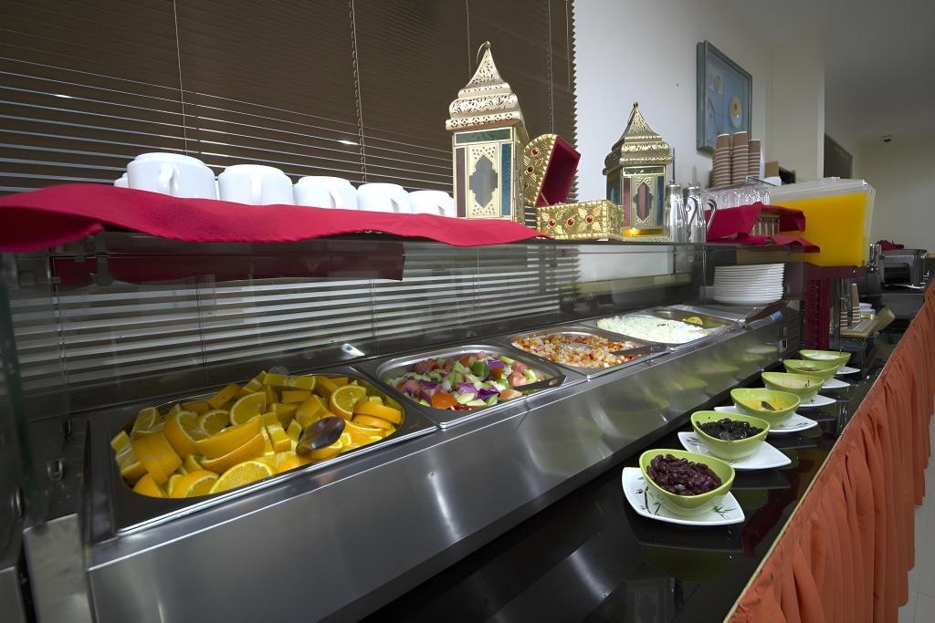 Mariana Hotel  Dining  Dining Image 1 1