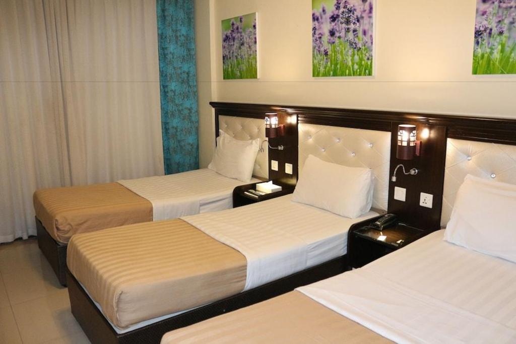 Mariana Hotel  Rooms  Rooms Image 8 8