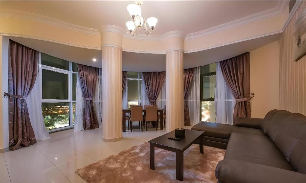 Emirates Grand Hotel  Rooms  Rooms Image 14 14