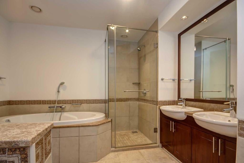 Residence South By Deluxe Holiday Homes  Property Views  Interior View 15