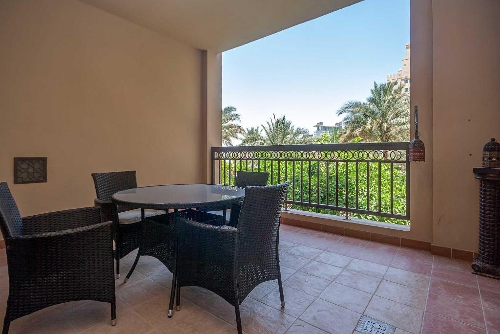 Residence South By Deluxe Holiday Homes  Property Views  Interior View 9