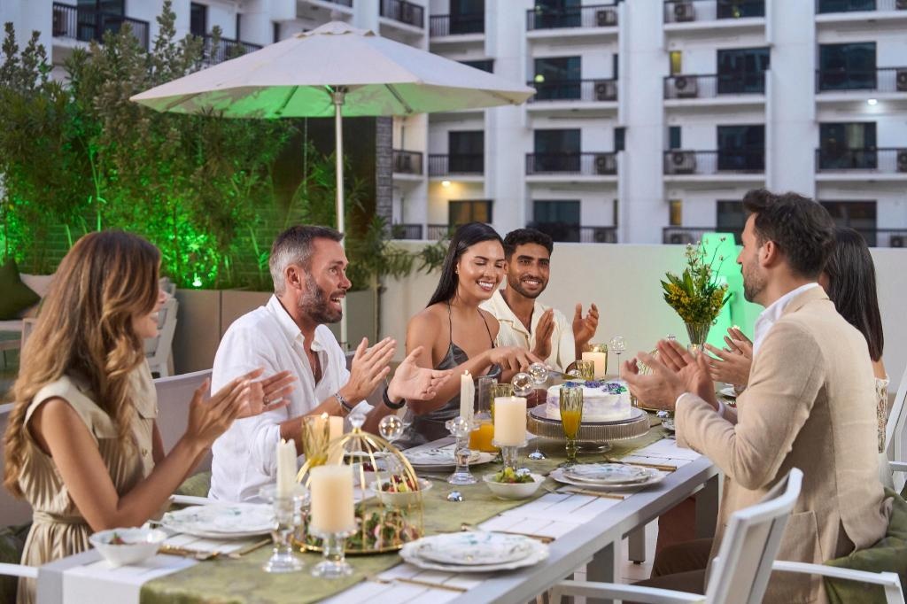 Golden Sands Hotel Apartments  Facilities  Balconyterrace 10
