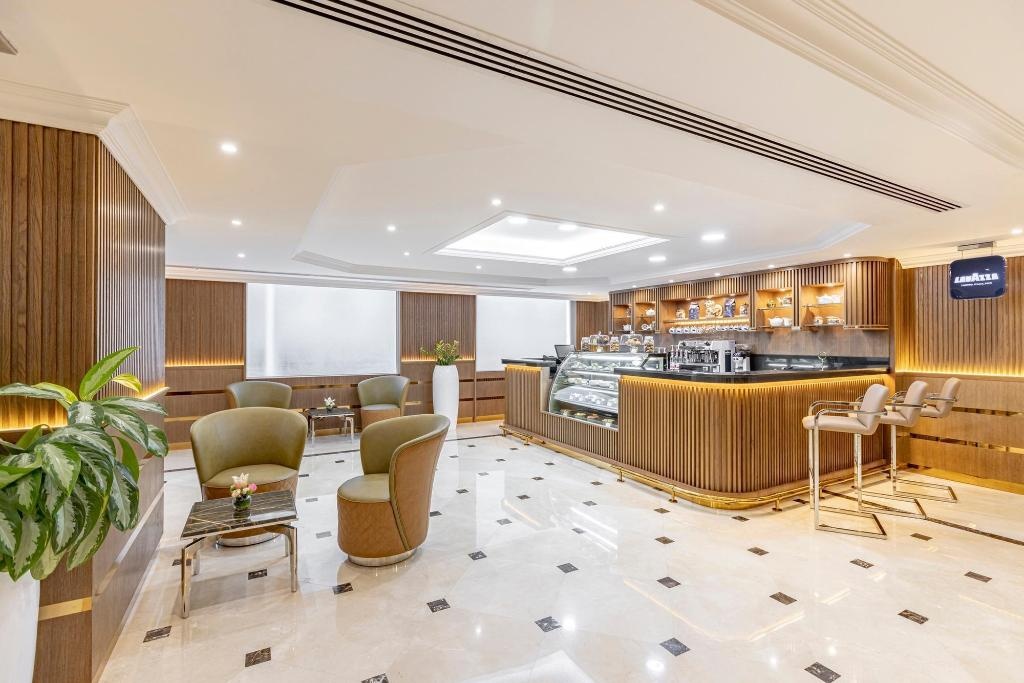 Golden Sands Hotel Apartments  Property Views  Lobby 2