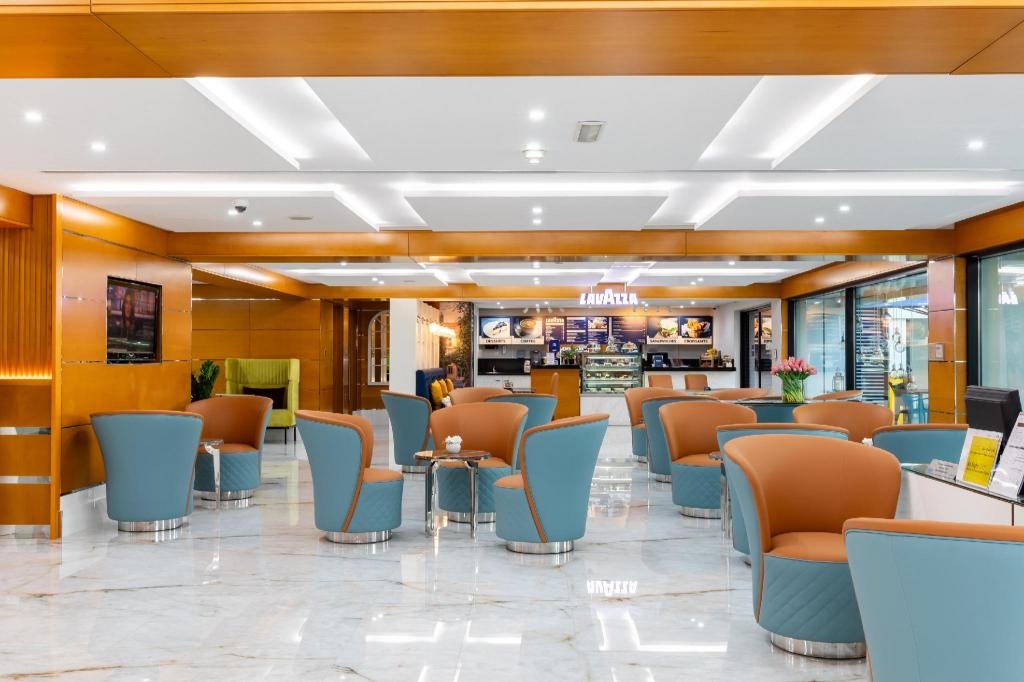 Golden Sands Hotel Apartments  Property Views  Lobby 8