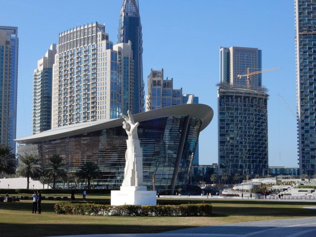 Stylish Studio In Central Park Tower DIFC  Facilities  Surrounding Environment 1