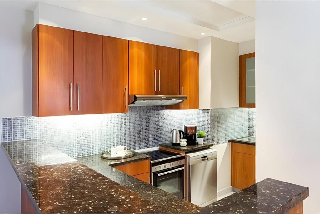Stylish Studio In Central Park Tower DIFC  Property Views  Interior View 4
