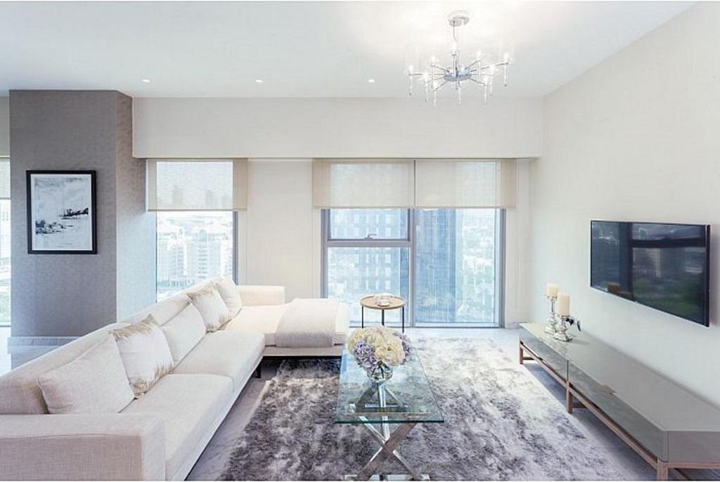 Luxurious 1 Bed Apartment In Central Park Tower  Property Views  Interior View 5