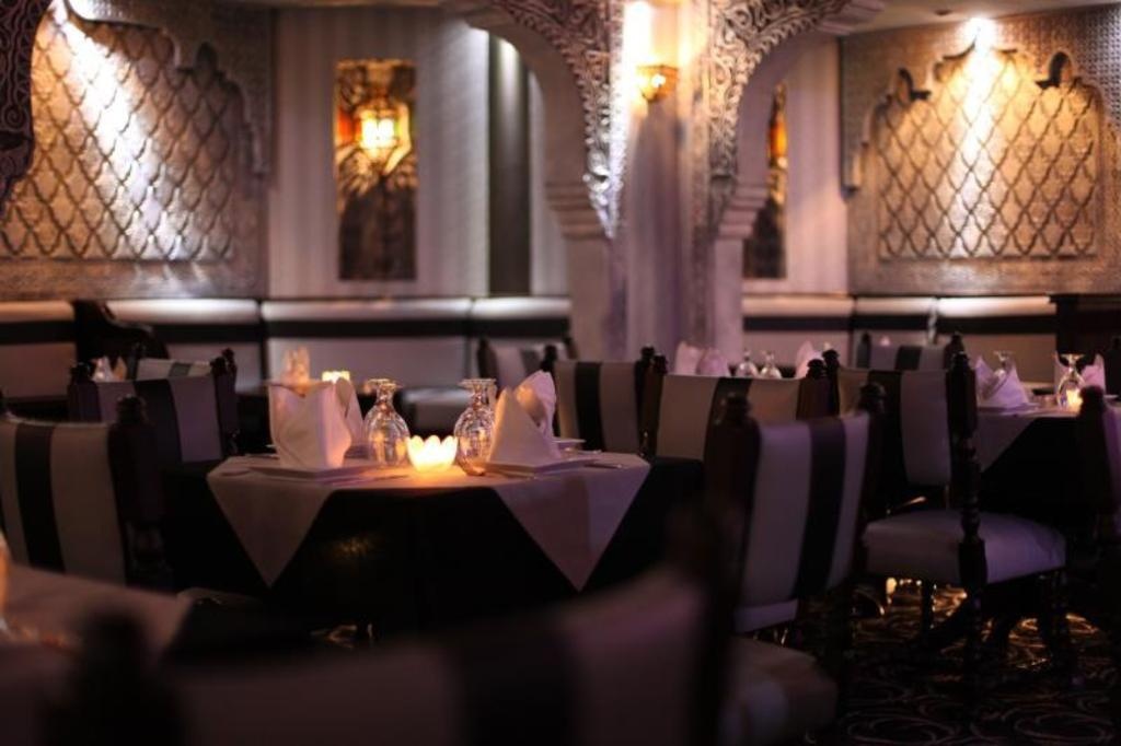 Broadway Hotel  Dining  Restaurant 3