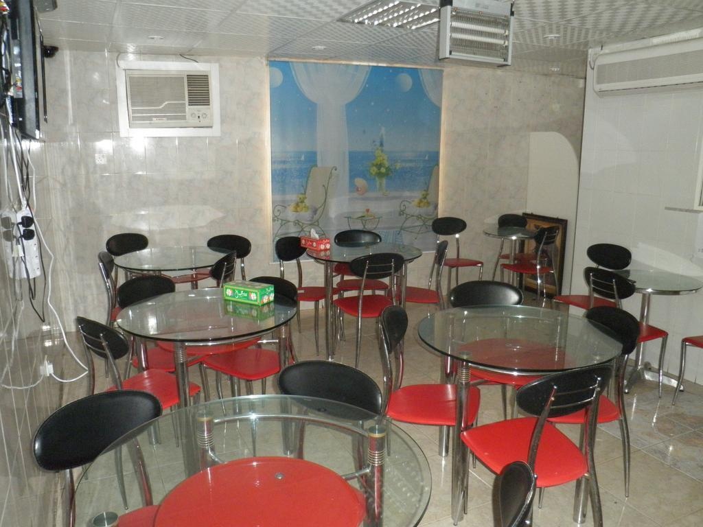 Al Kawakeb Hotel  Dining  Dining Image 1 1