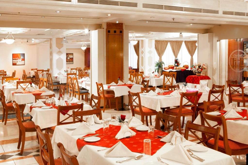 Landmark Hotel  Facilities  Banquet Hall 7