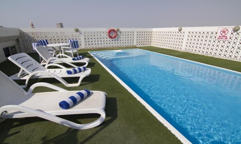 Landmark Hotel  Facilities  Swimming Pool 5