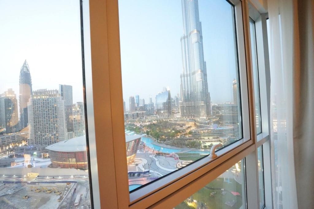 Near Dubai MallBurj KhalifaFamily Luxurious Room  Property Views  View 11