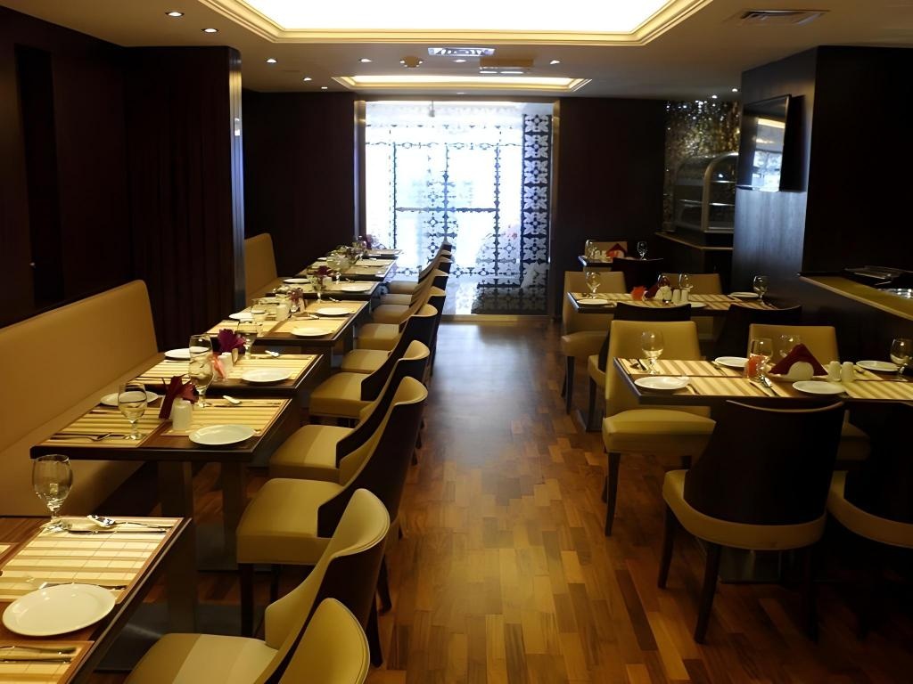 Mark Inn Hotel Deira  Dining  Restaurant 2