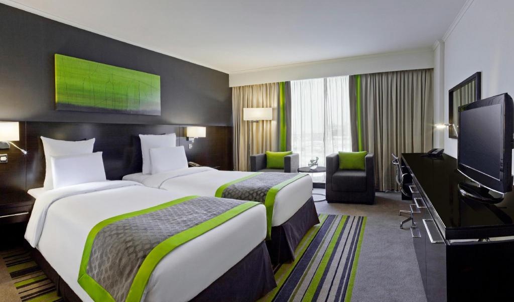 Pullman Dubai Creek City Centre  Rooms  Superior Room Twin Bed Guestroom 1
