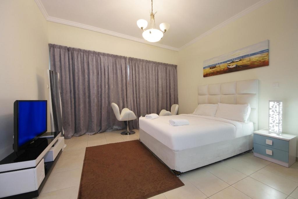Nice Studio Walking Distance To Dubai Mall  Rooms  Rooms Image 1 1