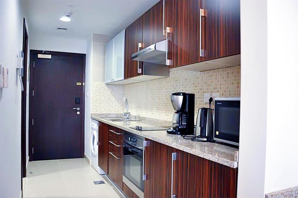 Jumeirah Lake Towers Goldcrest  Facilities  Facilities Image 2 2