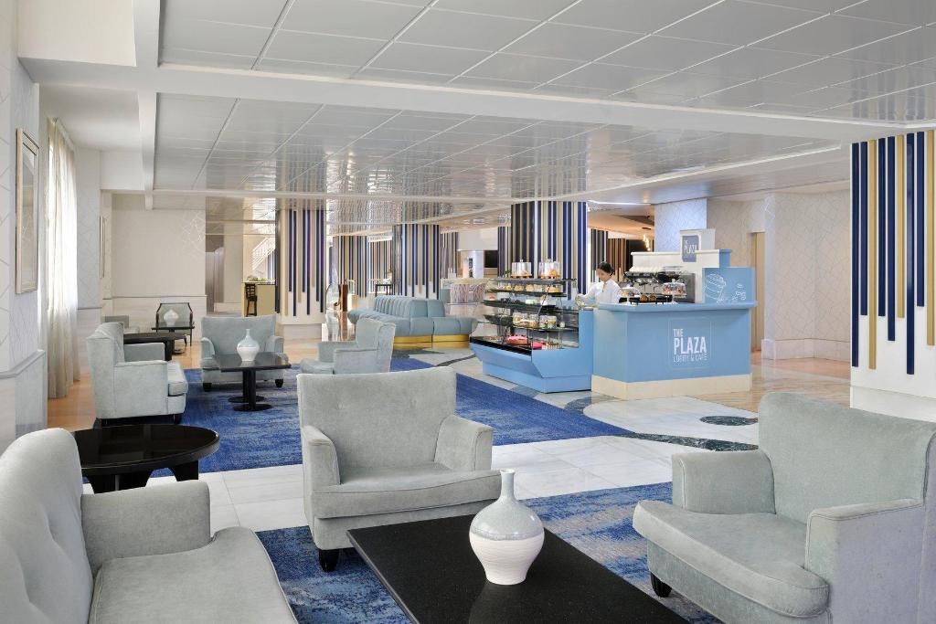 Crowne Plaza Dubai Deira By IHG  Dining  Coffee Shop 2