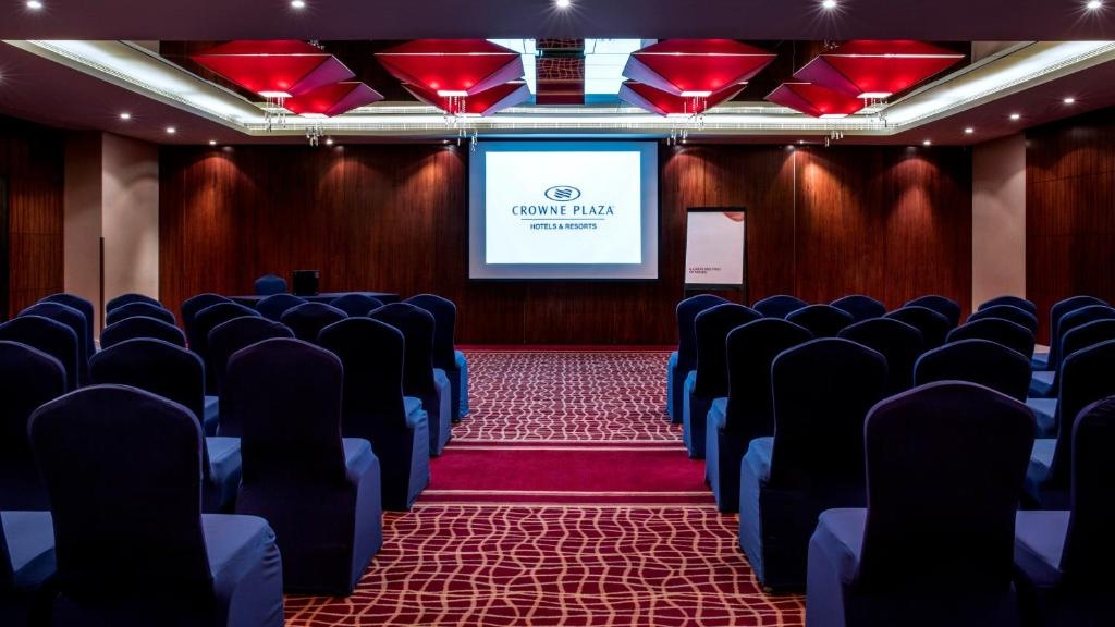 Crowne Plaza Dubai Deira By IHG  Facilities  Meeting Room Ballrooms 41