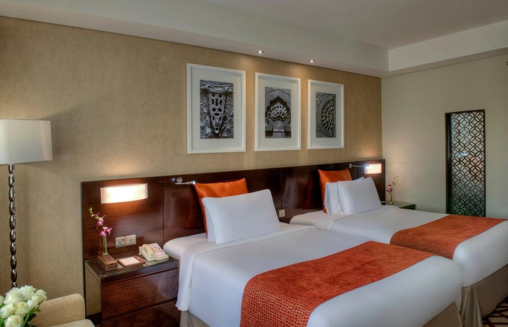 Crowne Plaza Dubai Deira By IHG  Rooms  2 Twin Beds Standard 21
