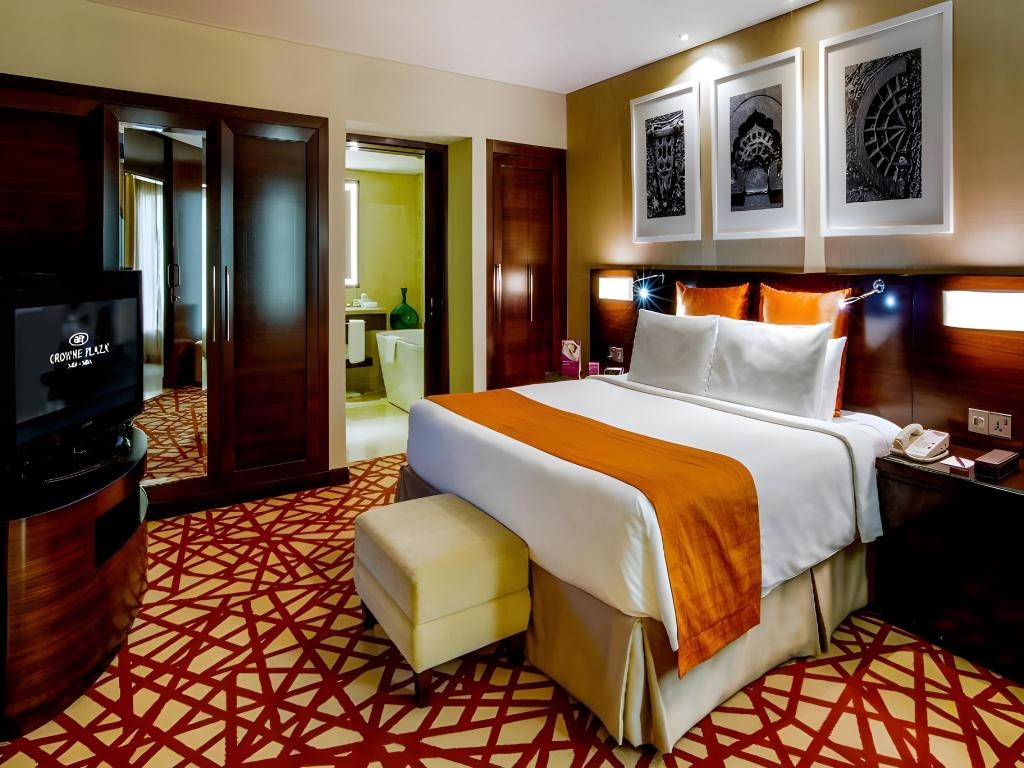 Crowne Plaza Dubai Deira By IHG  Rooms  Rooms Image 13 13