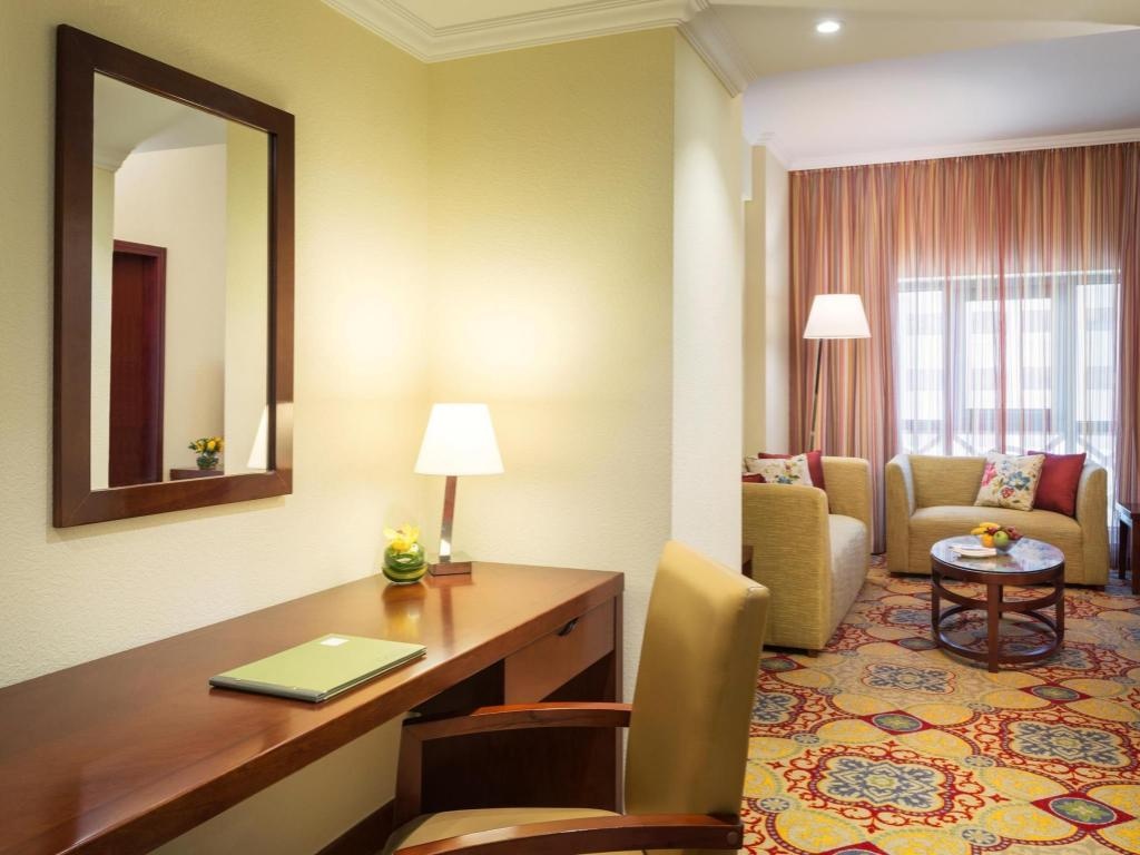 Coral Dubai Deira Hotel  Rooms  Executive Suite Guestroom 13