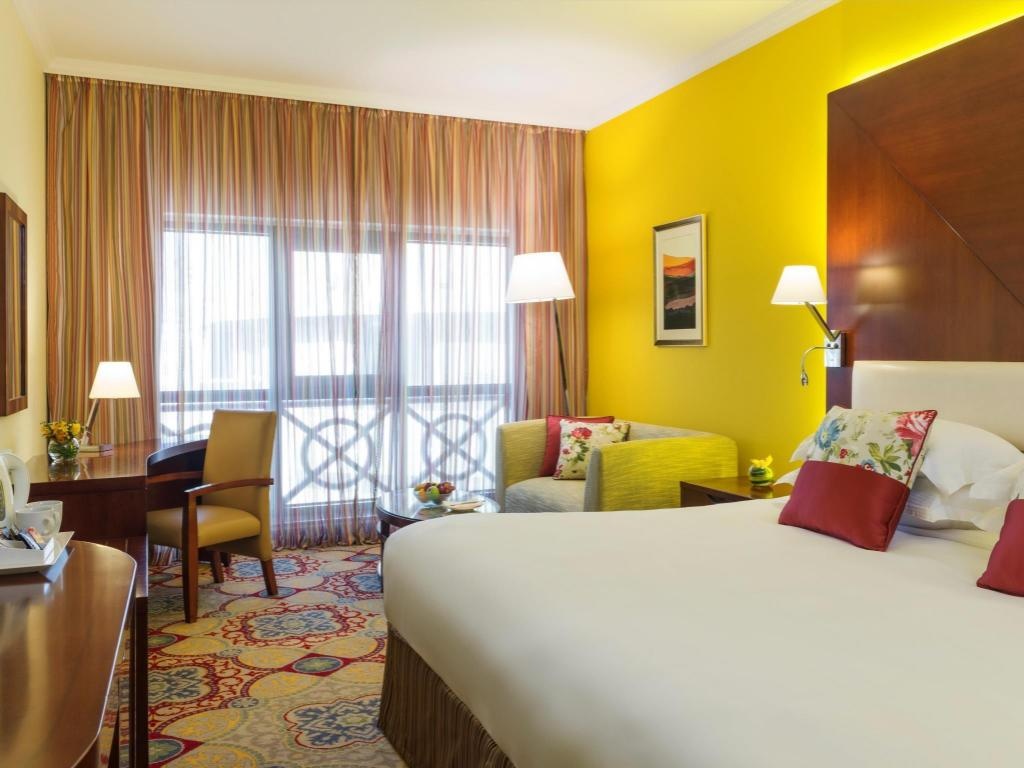 Coral Dubai Deira Hotel  Rooms  Premium King Bed 9