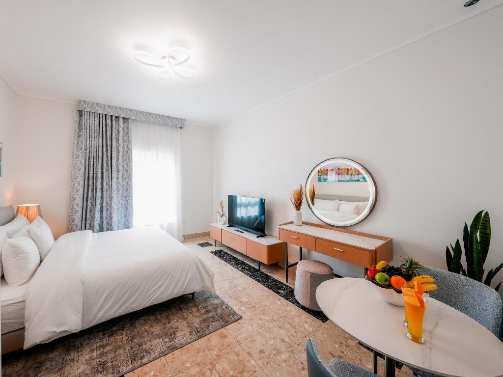 Al Bustan Centre Residence  Rooms  Deluxe Room Bedroom 4