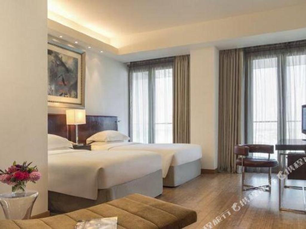 Burjuman Arjaan By Rotana  Rooms  Rooms Image 14 14