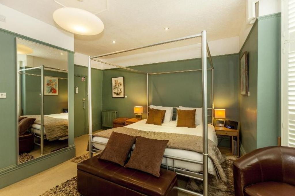 Brightonwave Hotelroomsrooms Image 1919
