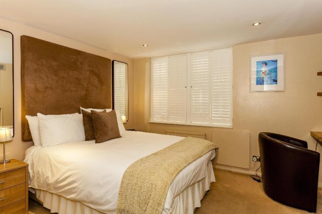 Brightonwave Hotelroomsrooms Image 2525