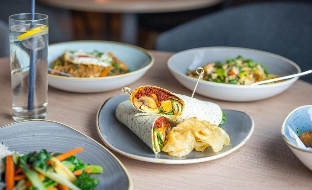 Holiday Inn London Kensington By IHG  Dining  Restaurant 6