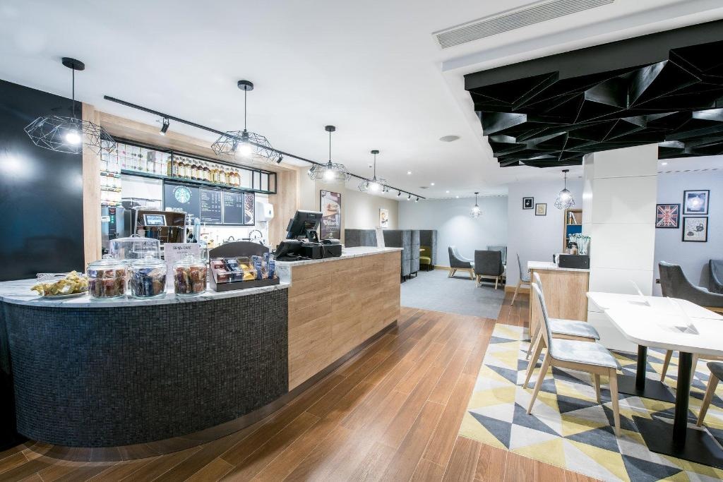 Holiday Inn London Kensington By IHG  Property Views  Exterior View 2