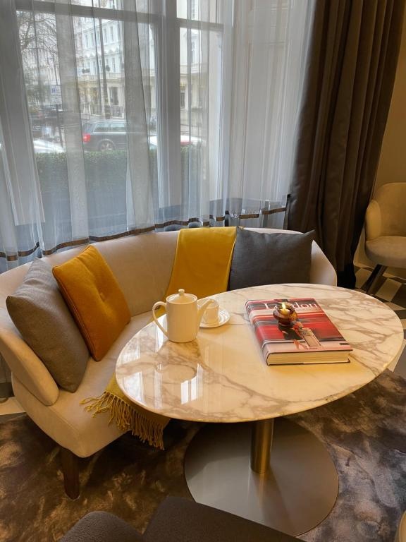 Eccleston Square Hotel  Dining  Restaurant 3