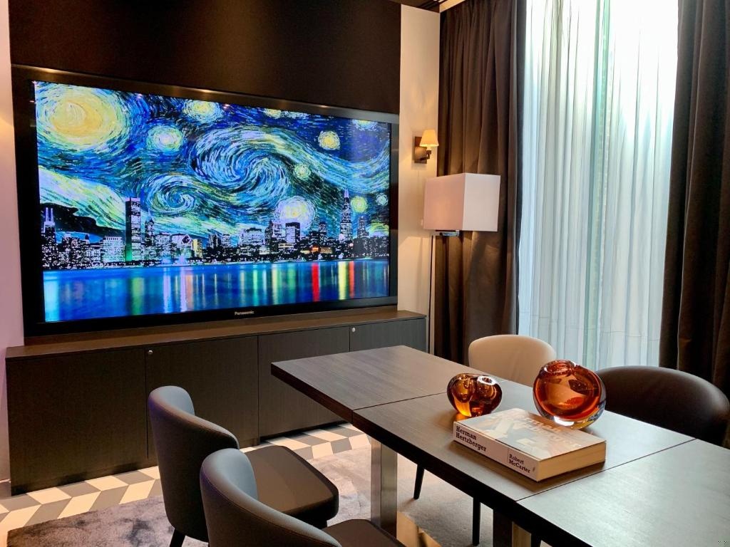 Eccleston Square Hotel  Facilities  Shared LoungeTV Area 13