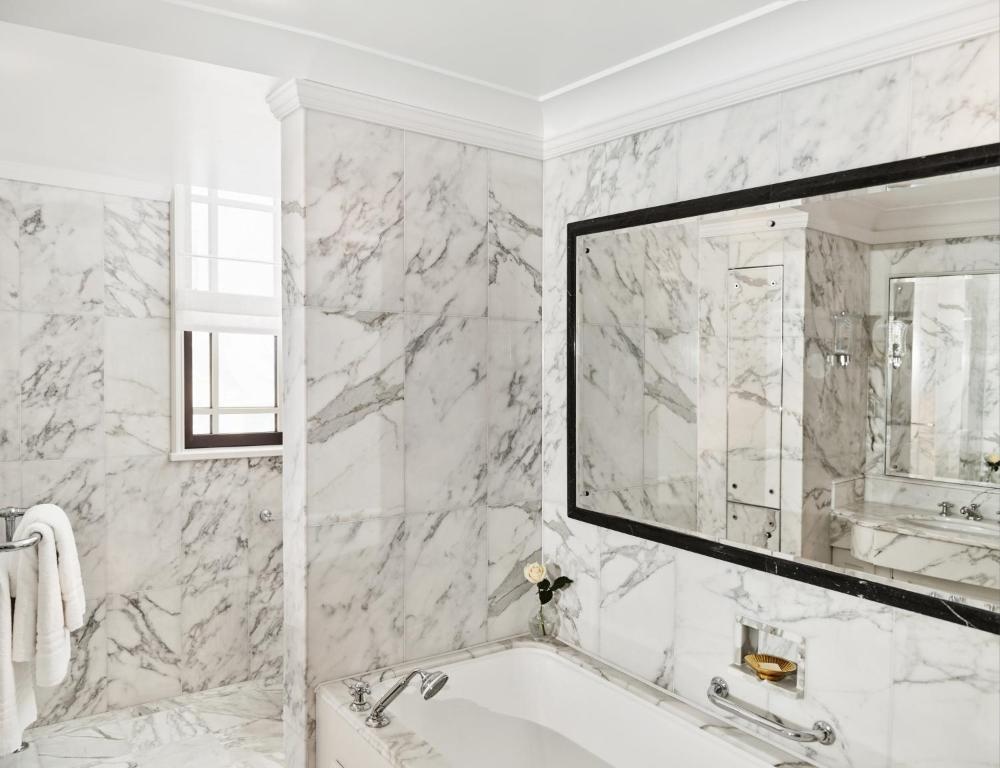 The Dorchester  Facilities  Bathroom 61