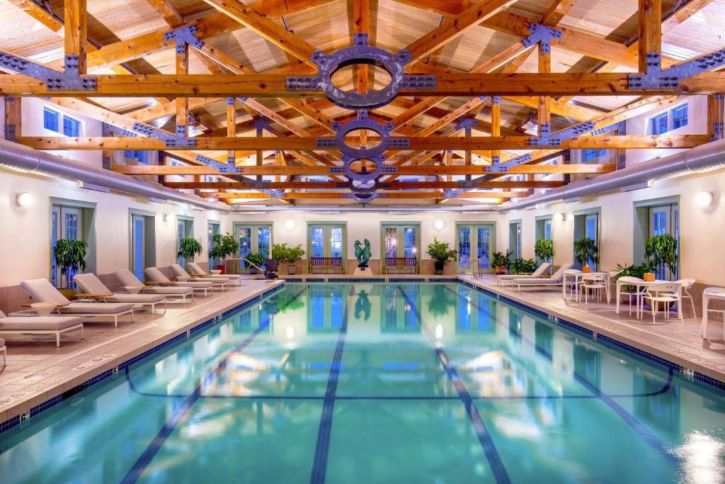 A Large Swimming Pool In A Hotel Room The Equinox Golf Resort  Spa In Manchester Vt
