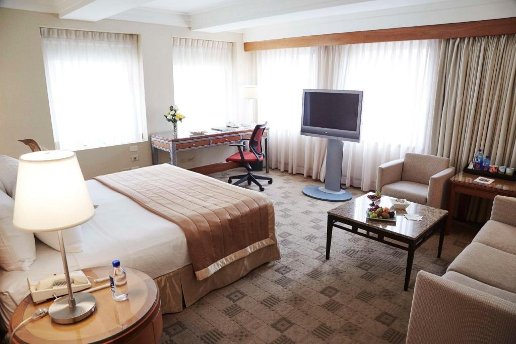 The Prince Kitano New York  Rooms  King Premier Guestroom 8