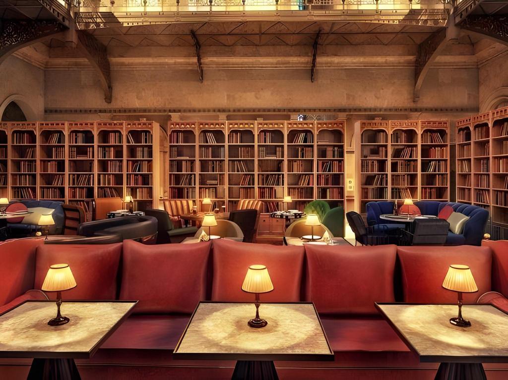 The Beekman A Thompson Hotel By Hyatt 1
