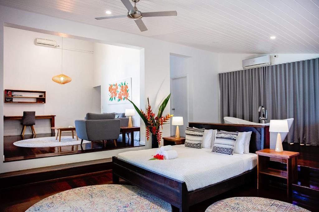 Barrier Beach Resort  Rooms  Rooms Image 2 2
