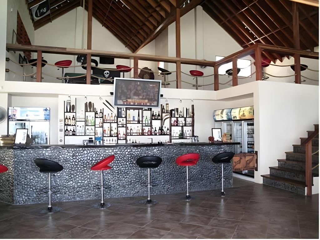 Lope Lope Lodge  Facilities  Barlounge 22